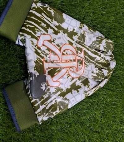Custom Football Receiver Gloves – Digital Camo